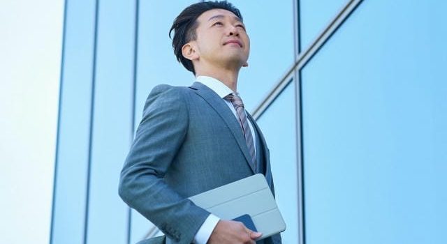 メーカー初任給格差に見る産業構造とキャリア選択の新潮流